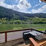 Апартаменты Traum-fewo Mosel-panoramablick Трабен-Трарбах